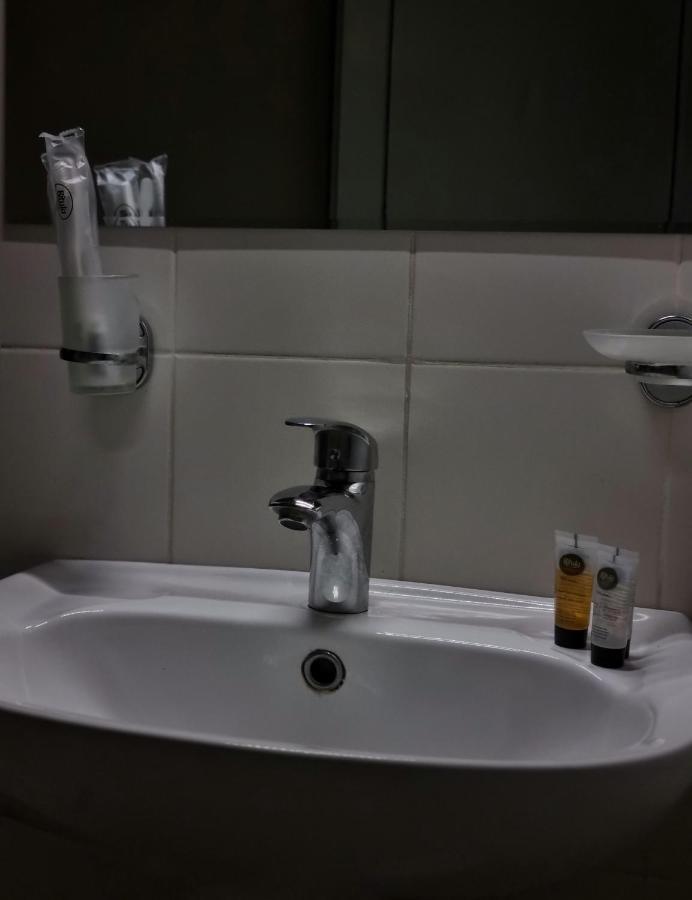 Rail Hotel Tbilisi Eksteriør billede